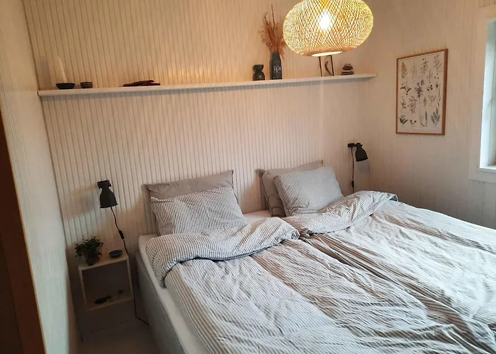 Cozy Summer House In For 5 People Lønstrup