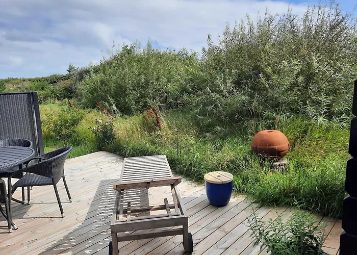 Cozy Summer House In For 5 People * Lønstrup
