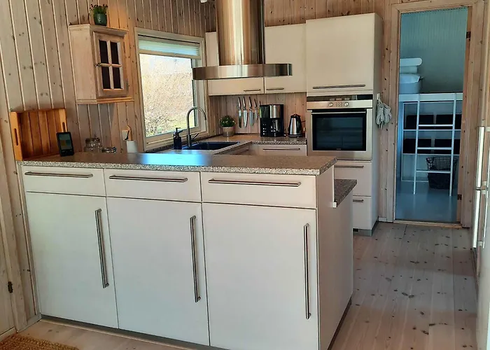 Cozy Summer House In For 5 People * Lønstrup